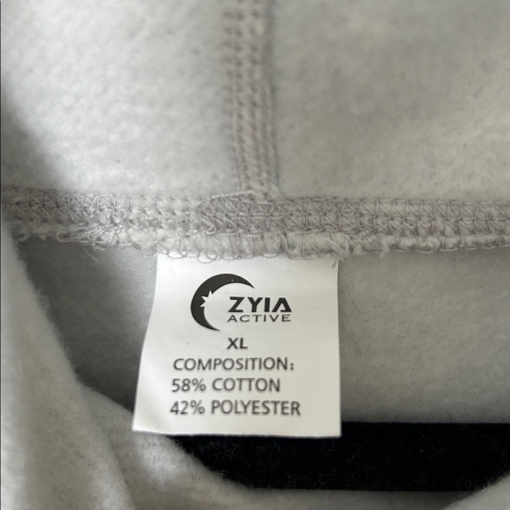 ZYIA Light Gray Fleece Pullover - Picture 2 of 5